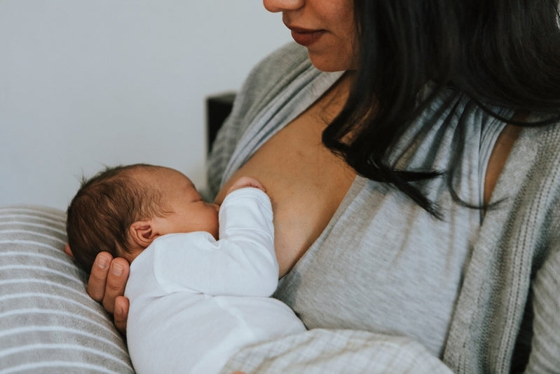 Baby Sleep Tips and Benefits of Breastfeeding for Baby & for Mom